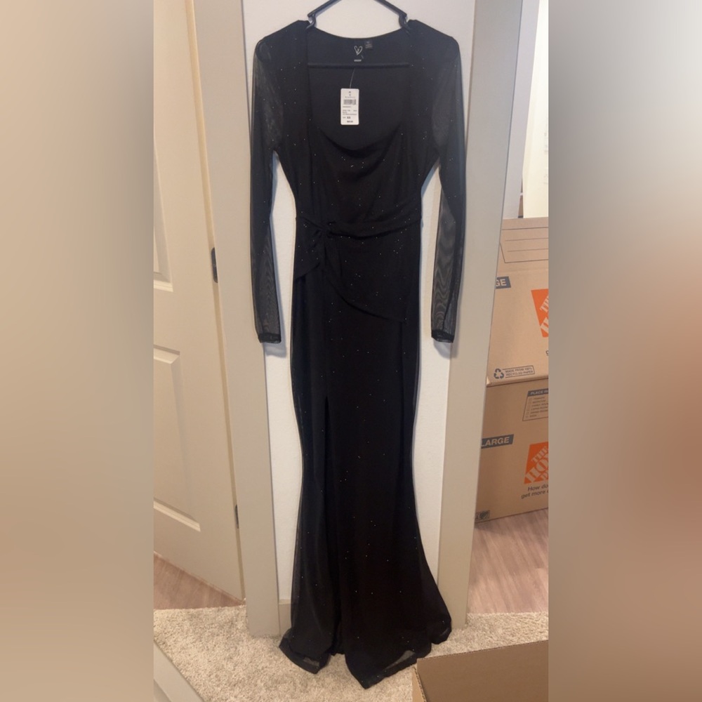 Windsor Black Long Sleeve Gown